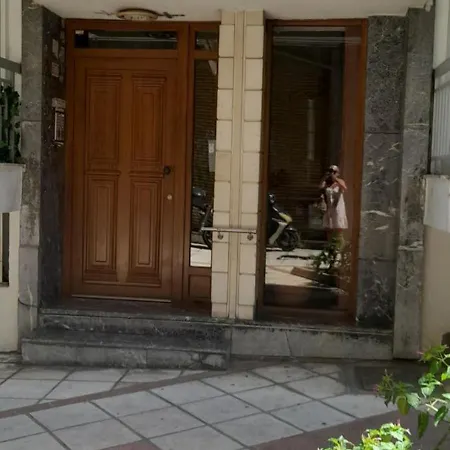 Elegance Luxury Penthouse דירה